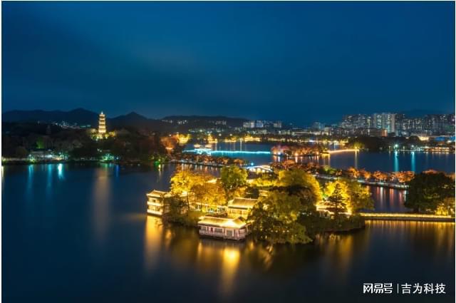星空綜合體育全站app國度5A級旅游景區(qū)-惠州西湖上線吉為科技人臉辨認(rèn)一體機(jī)體系(圖2)
