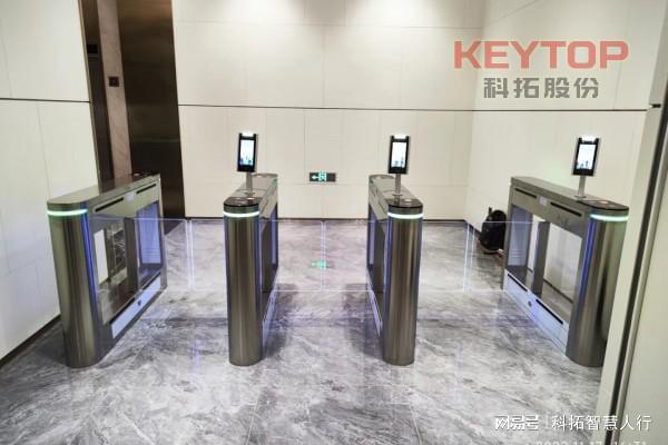 星空·體育中國綜合安徽亳州人臉辨認(rèn)門禁體系、人行通道 擺閘翼閘三輥閘廠家(圖3)